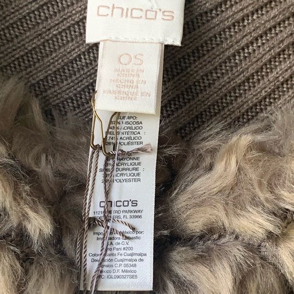 NWT Chico's Taupe Faux Fur Detachable Collar Frayed Poncho, Sz. O/S (One Size) - Picture 8 of 11
